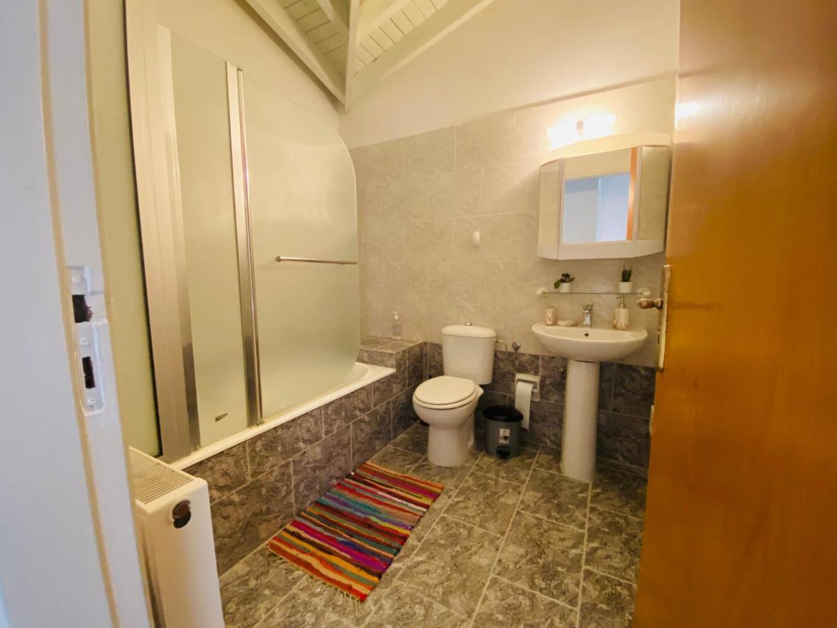 Gaia - 4 Bedroom House In Larnaca Exteriör bild